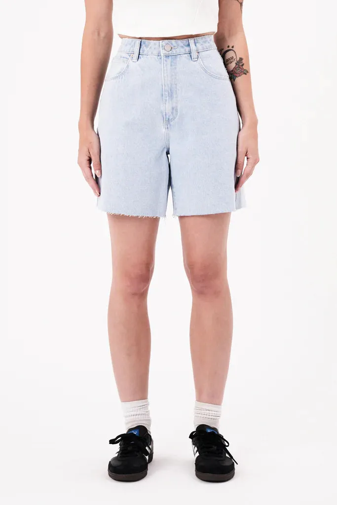 Abrand Womens Carrie Short Kate