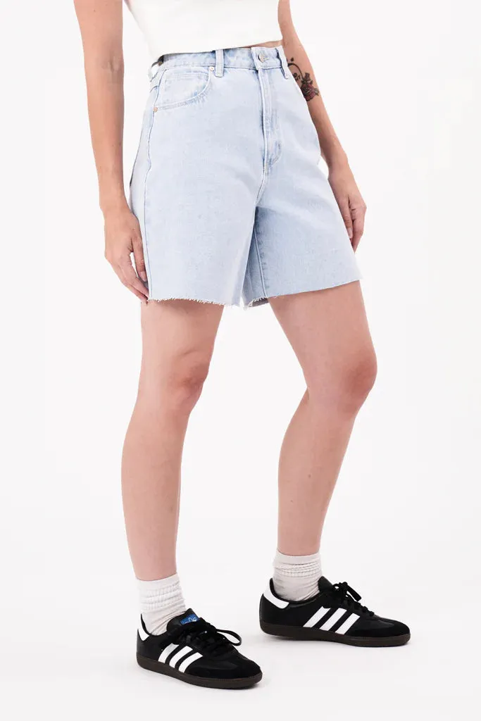 Abrand Womens Carrie Short Kate