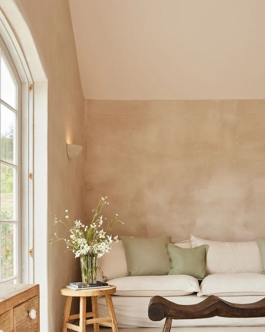 Contemporary Plaster Wall Light
