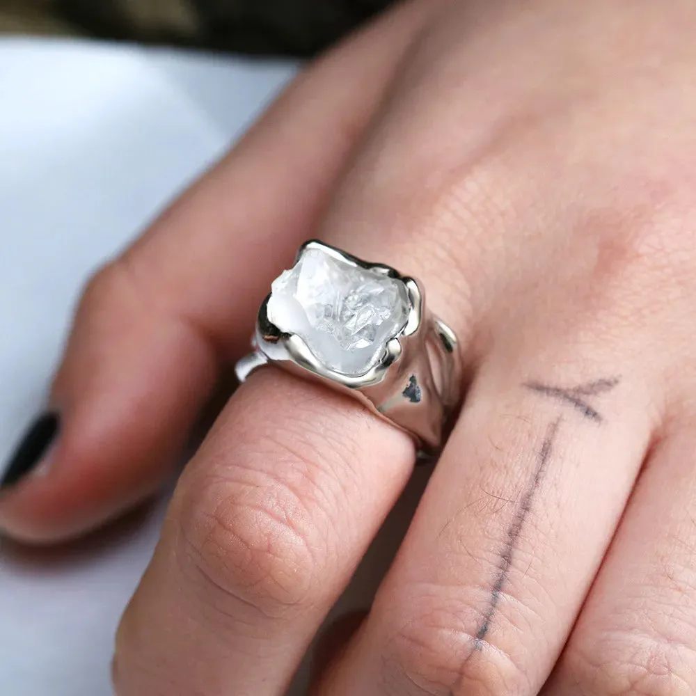 Fashion Ladies Irregular White Crystal Charm Ring Temperament Elegant Party Jewelry Accessories Friend Gifts