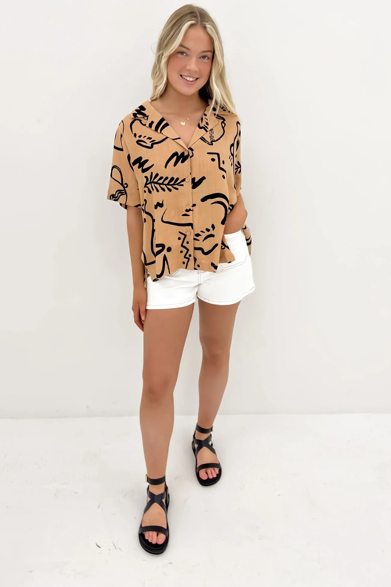 Finn Shirt Tan Black