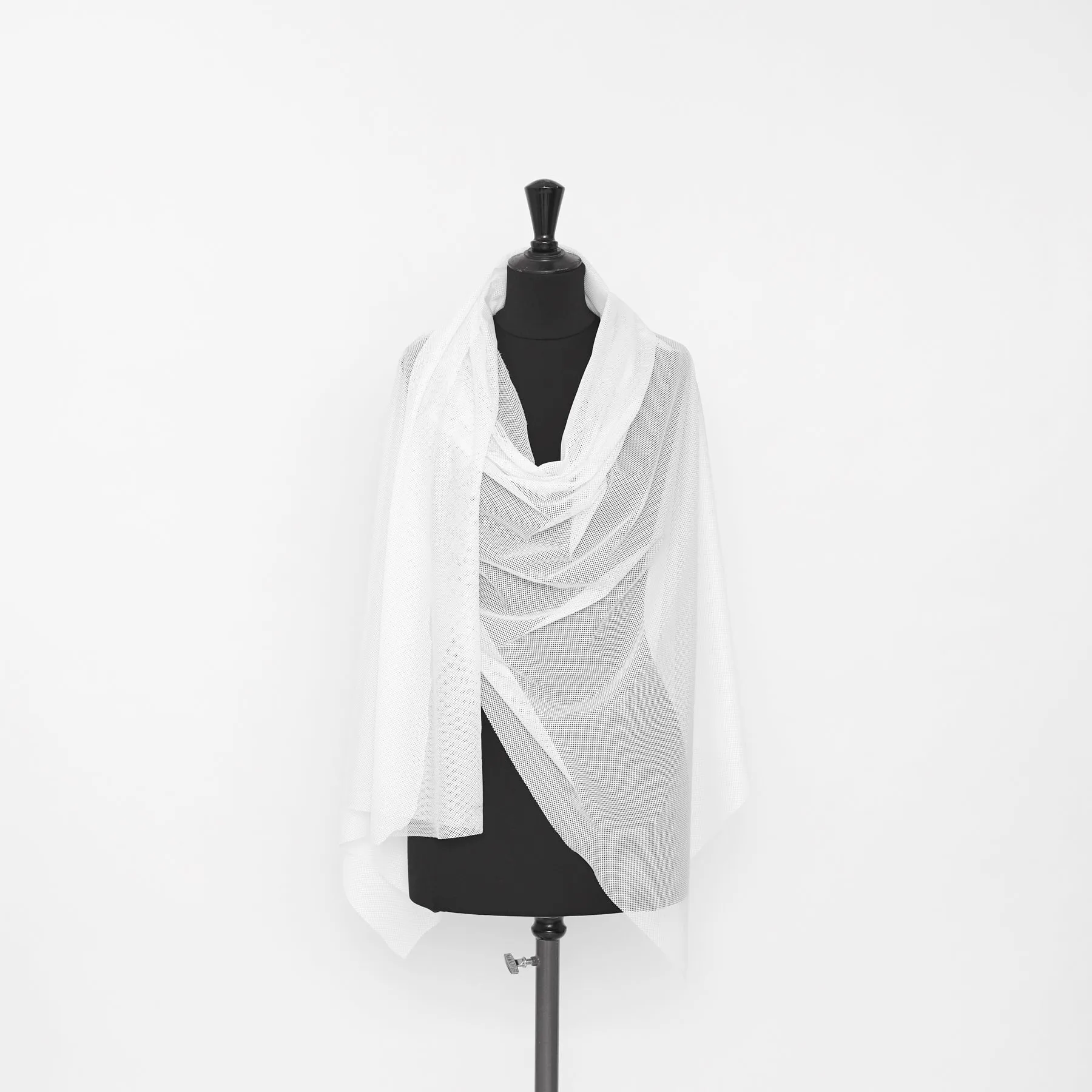 M21B00039 | Light Stretch Mesh