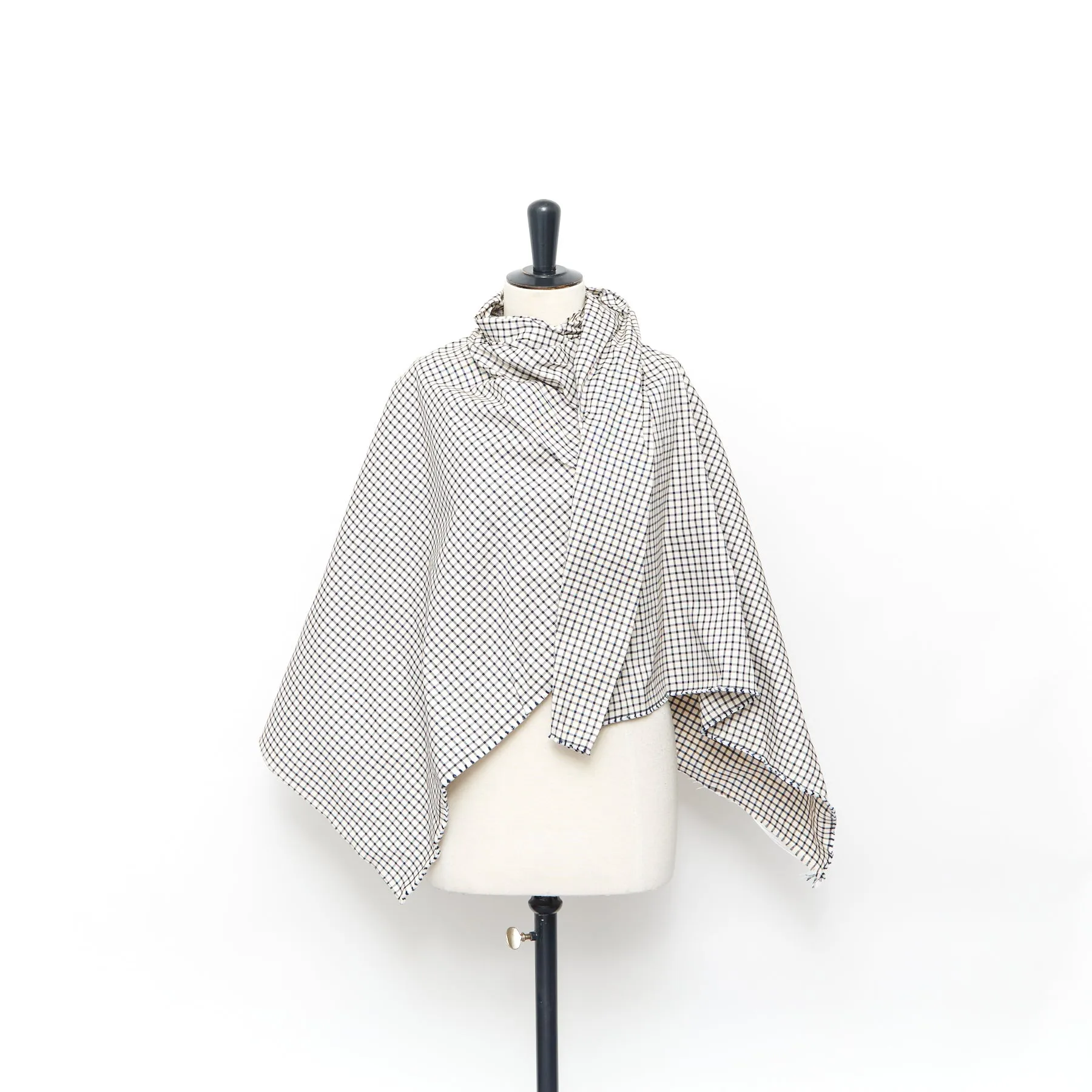 T22A02273 | Diagonal Check Taffeta