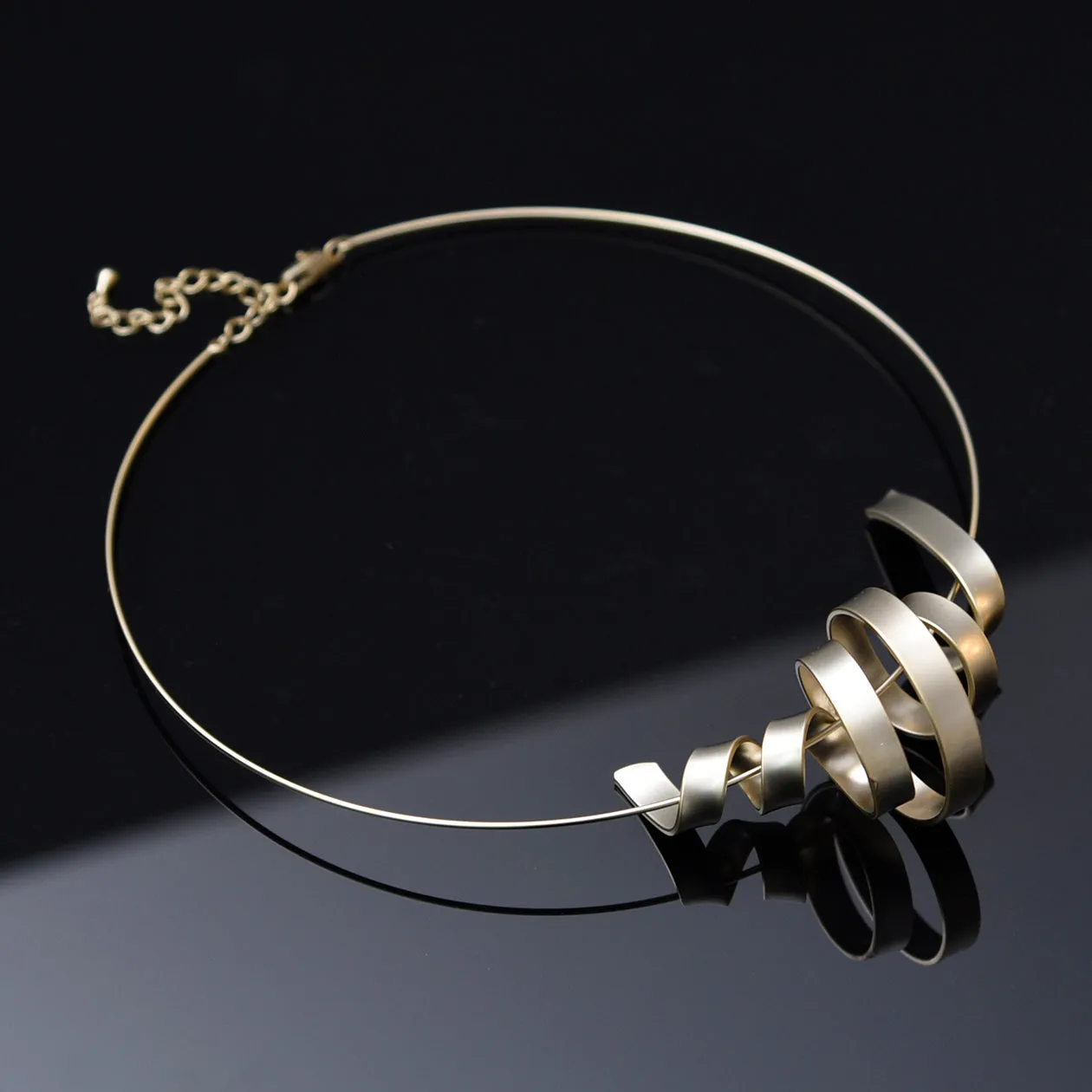 Voss Necklace