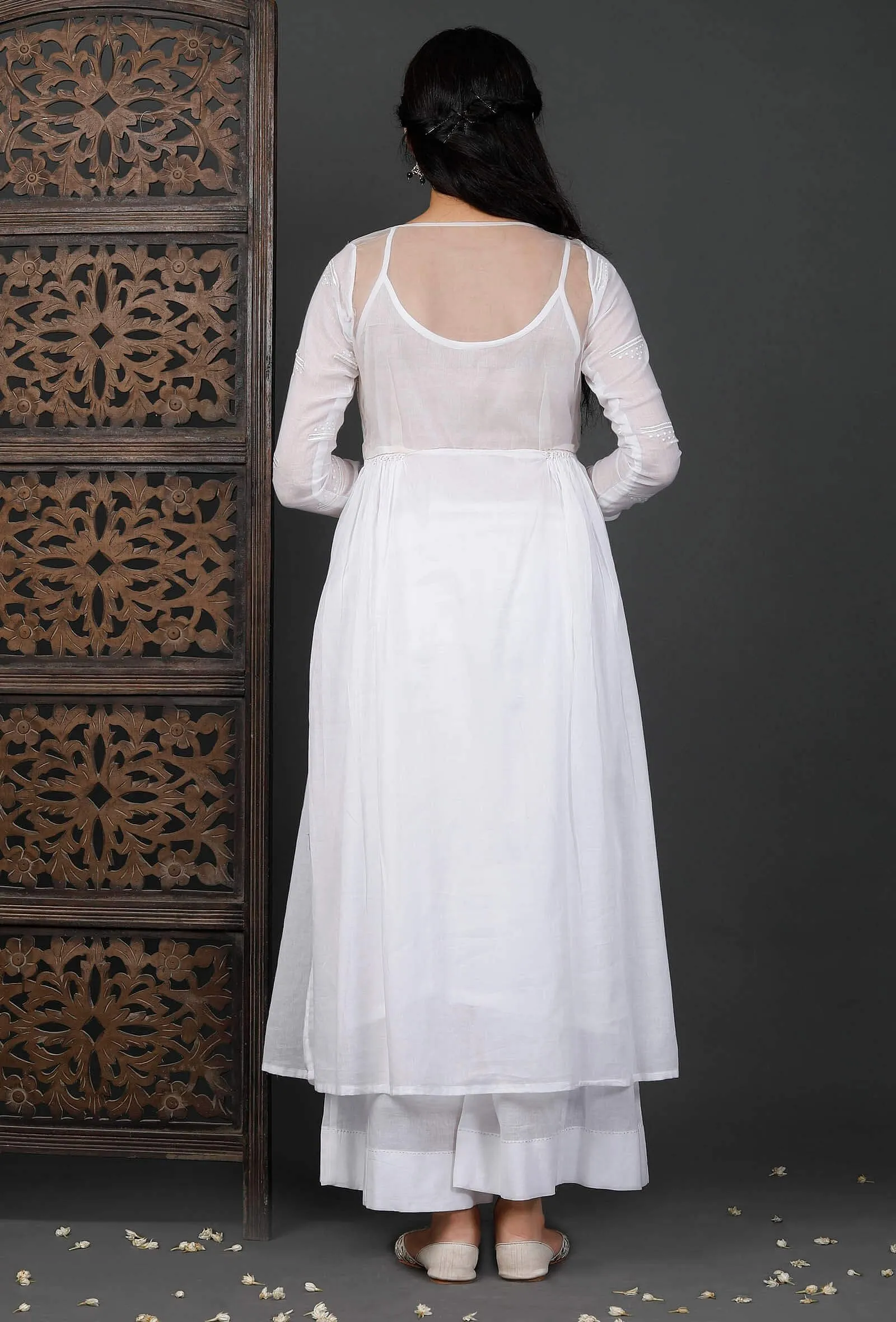 White Cotton Organza Side Gathered Embroidered Kurta